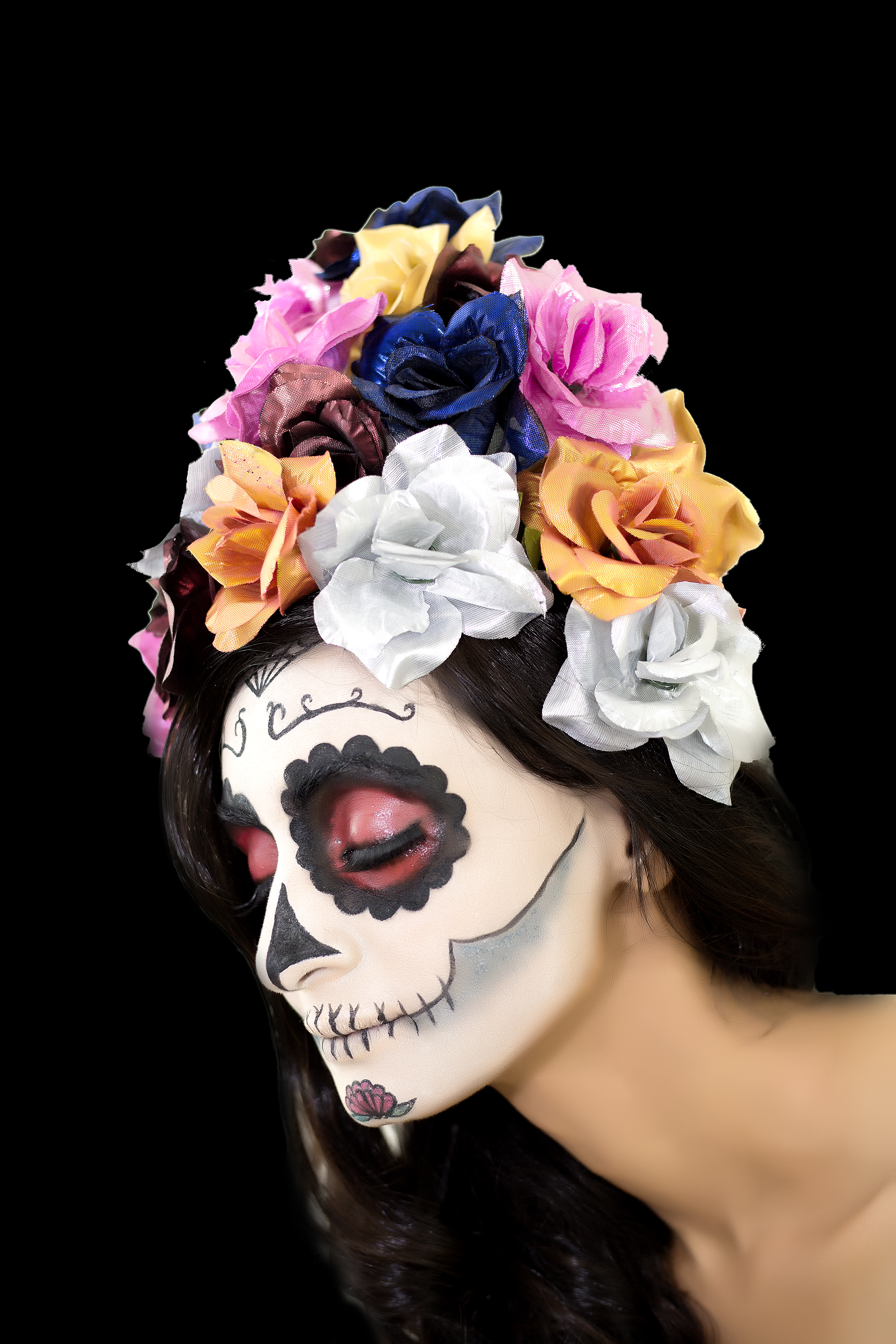 A Step-by-Step Guide to Totally Doable Glam Skeleton Halloween Makeup