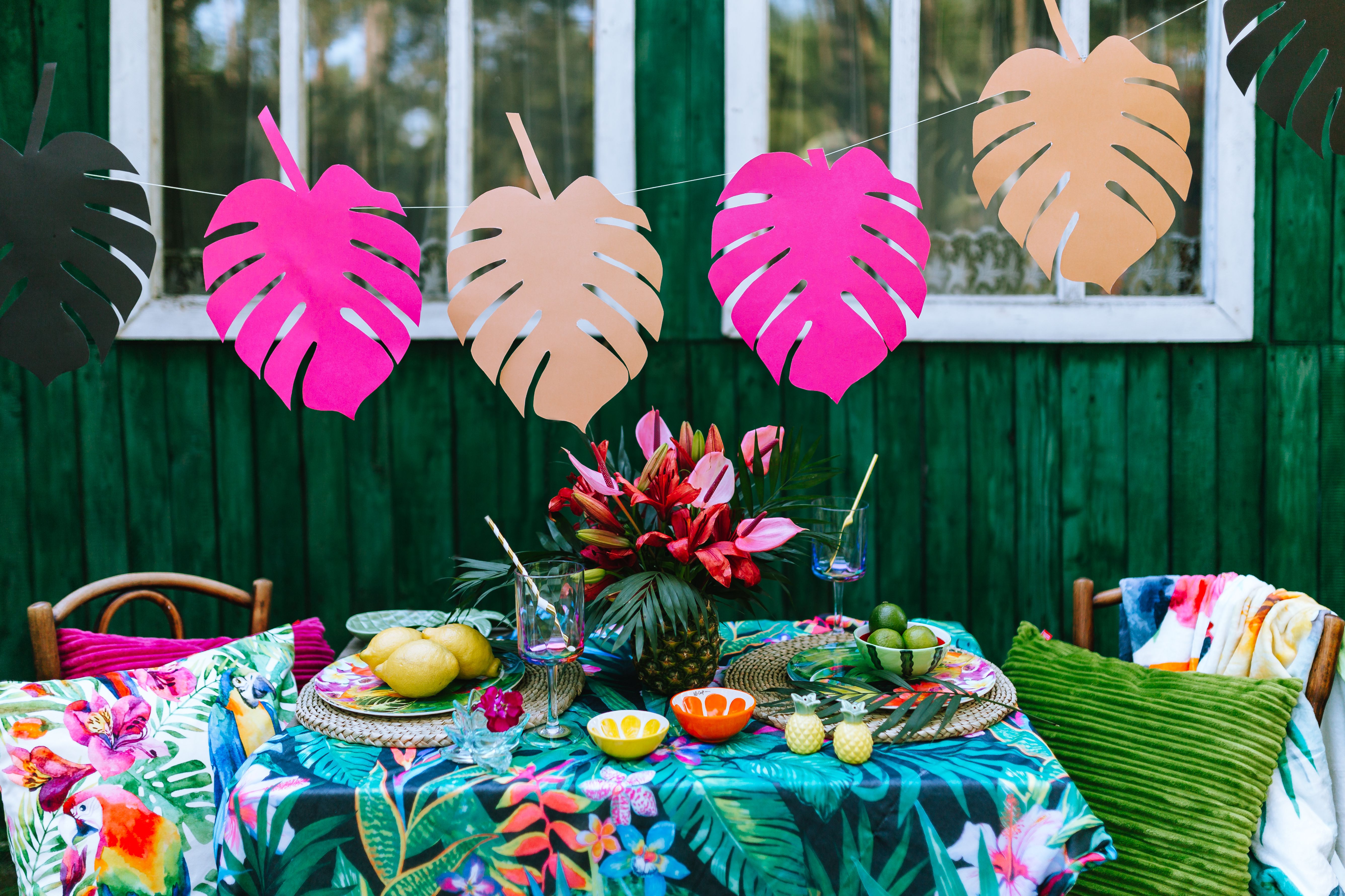 How to Throw the Perfect Garden Party I Garden Entertaining Tips