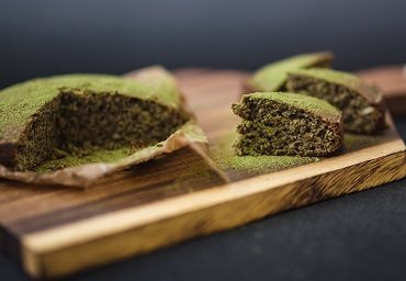 Moist and Delicious Matcha (Green Tea) Cake